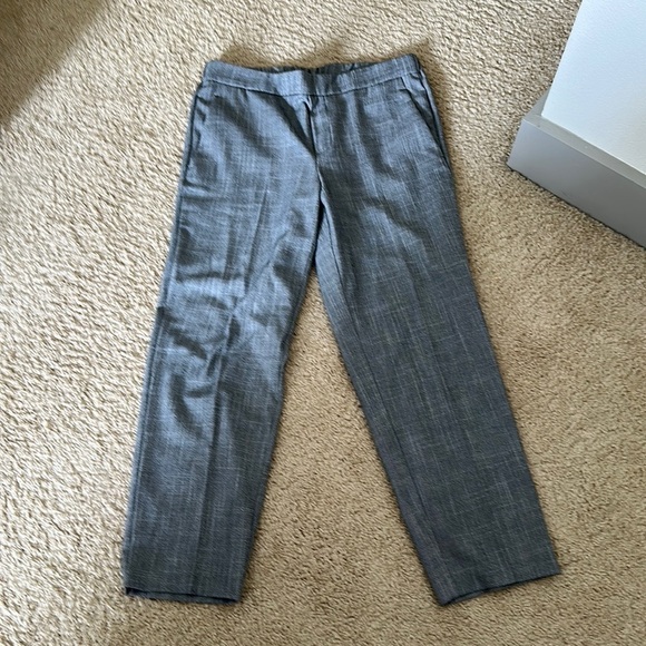 Old Navy gray stretch straight ankle pants size 8 - Picture 1 of 3